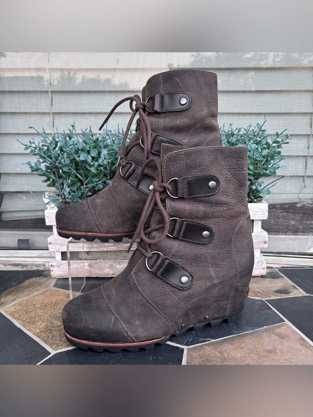 Sorel Joan of Arctic Waterproof Leather Distressed Lace Up Wedge Boots Size 7.5